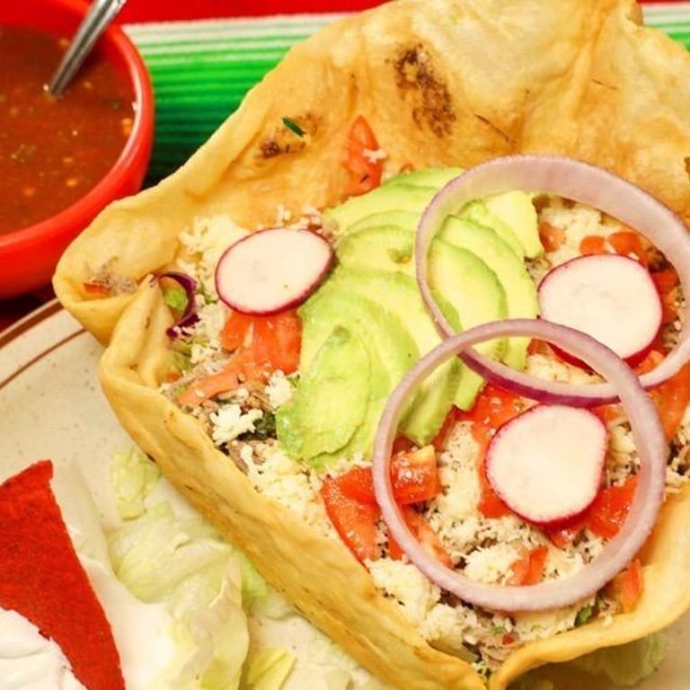 Taco Salad: A Fresh Mexican Favorite