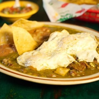 Costillas en Chile Verde Breakfast