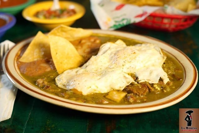 Costillas en Chile Verde Breakfast