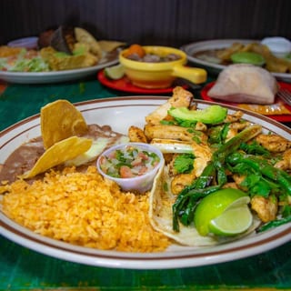 Monday Special/ Chicken Fajita Taco Plate